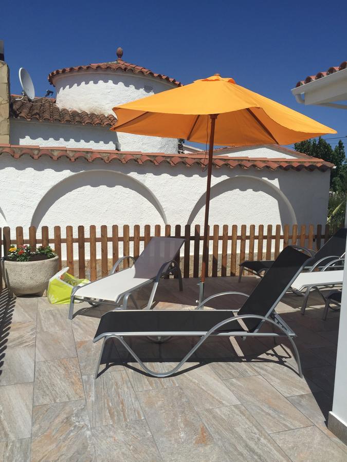 Cap Ras 40 A Villa Empuriabrava Exterior photo